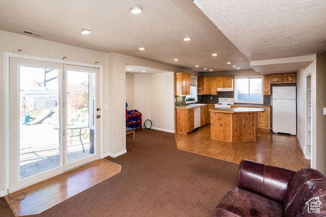 355 N 1100 E, Hyde Park, UT 84318
