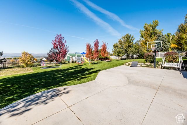355 N 1100 E, Hyde Park, UT 84318