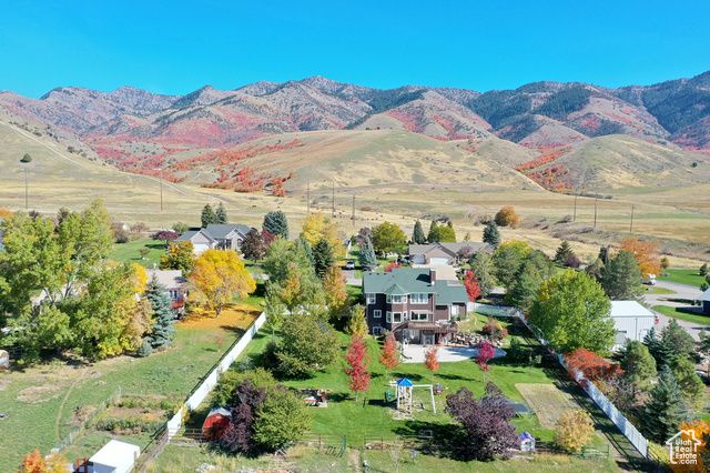 355 N 1100 E, Hyde Park, UT 84318