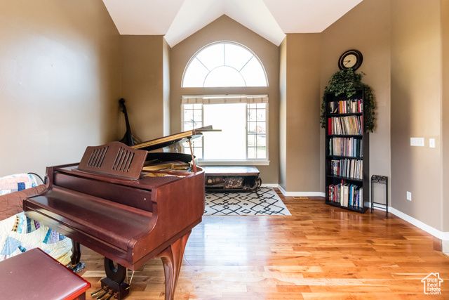 355 N 1100 E, Hyde Park, UT 84318