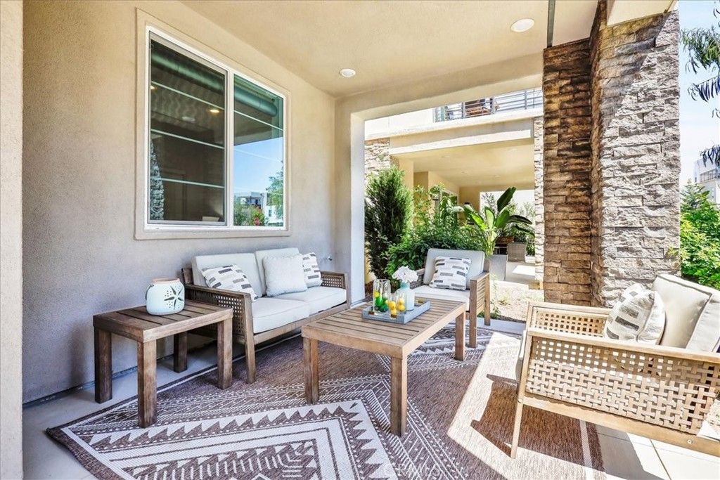 137 Rondo, Irvine, CA 92618 — photo 3