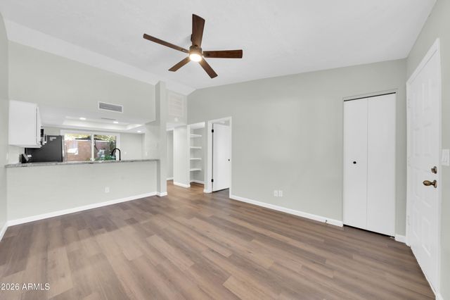 2845 E Tracy Lane 4, Phoenix, AZ 85032