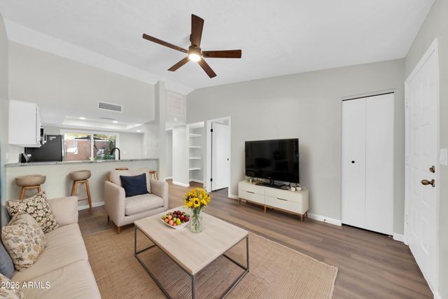 2845 E Tracy Lane 4, Phoenix, AZ 85032