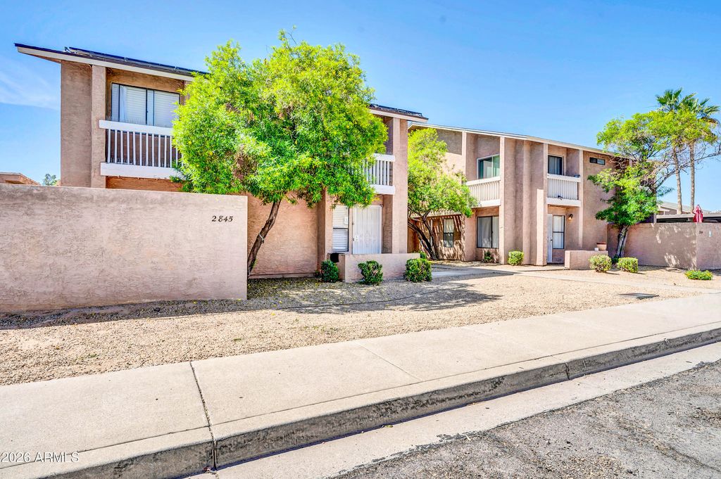 2845 E Tracy Lane 4, Phoenix, AZ 85032