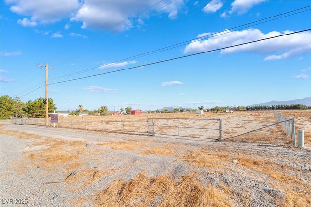 2330 East Gamebird Road, Pahrump, NV 89048