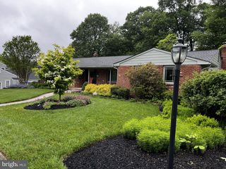 803 CAMBRIDGE DRIVE, Newark, DE 19711