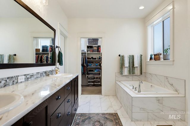 4184 E Woodville St, Meridian, ID 83642