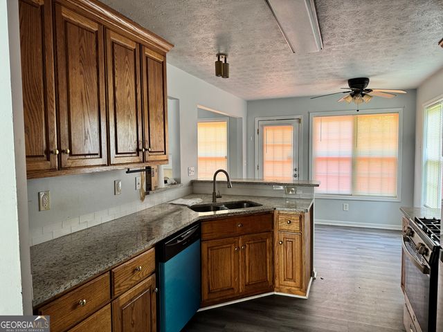 3510 Palmer Lake Point, Douglasville, GA 30135