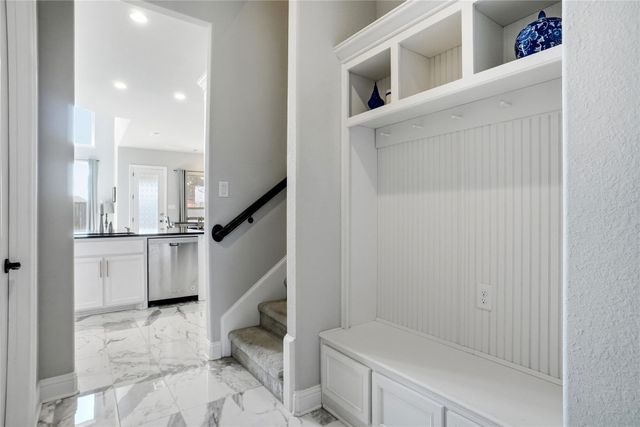 10913 Falling Leaf Trail, Flower Mound, TX 76226