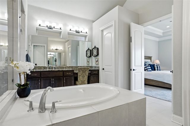 10913 Falling Leaf Trail, Flower Mound, TX 76226