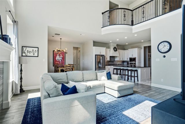 10913 Falling Leaf Trail, Flower Mound, TX 76226