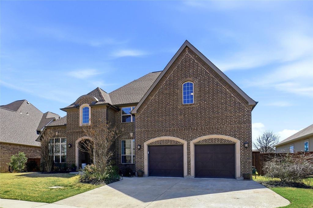 10913 Falling Leaf Trail, Flower Mound, TX 76226