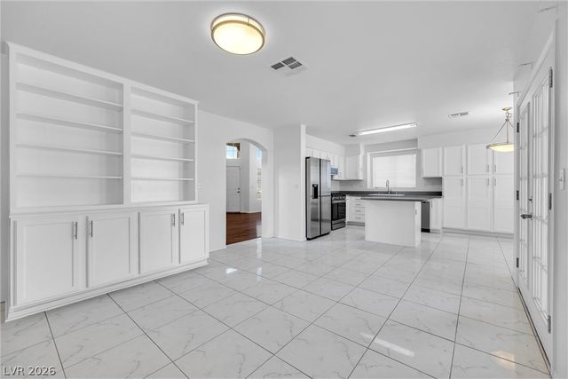 8366 Drop Camp Street, Las Vegas, NV 89123