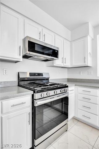 8366 Drop Camp Street, Las Vegas, NV 89123