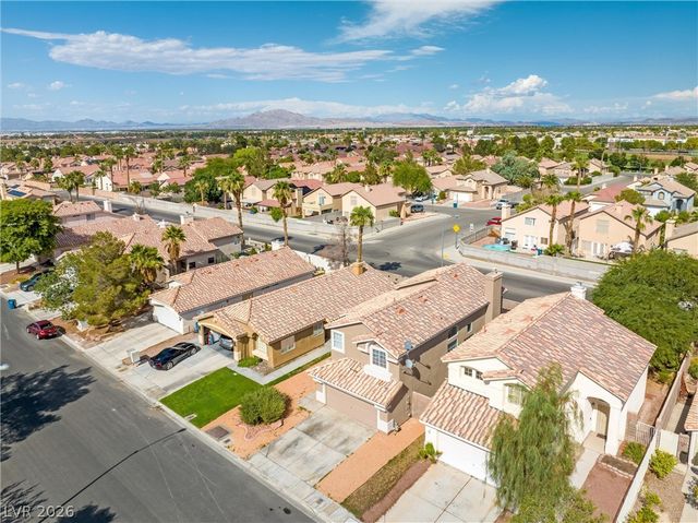 8366 Drop Camp Street, Las Vegas, NV 89123