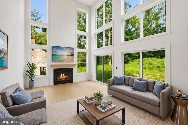 65 CHEYNEY RD, Glen Mills, PA 19342