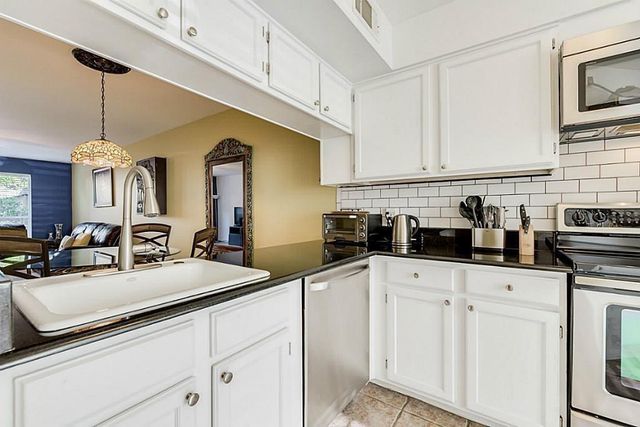 930 Rutland Street, Houston, TX 77008