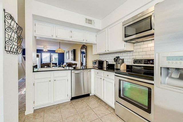 930 Rutland Street, Houston, TX 77008