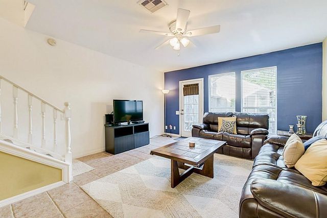 930 Rutland Street, Houston, TX 77008