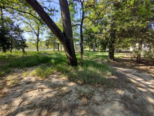 279 Vz County Road 3849, Wills Point, TX 75169
