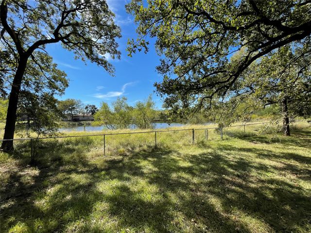 279 Vz County Road 3849, Wills Point, TX 75169