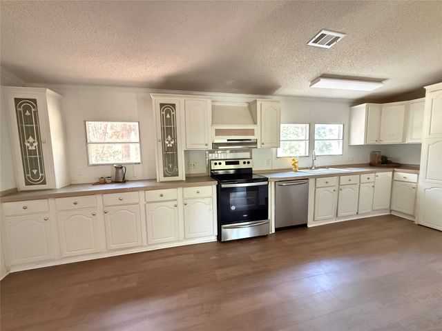 279 Vz County Road 3849, Wills Point, TX 75169