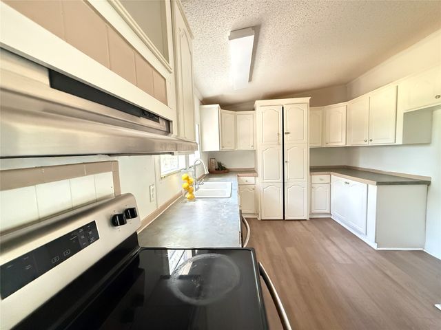 279 Vz County Road 3849, Wills Point, TX 75169