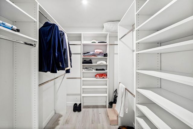 2427 Presidential Way 802, West Palm Beach, FL 33401