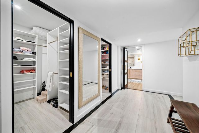 2427 Presidential Way 802, West Palm Beach, FL 33401