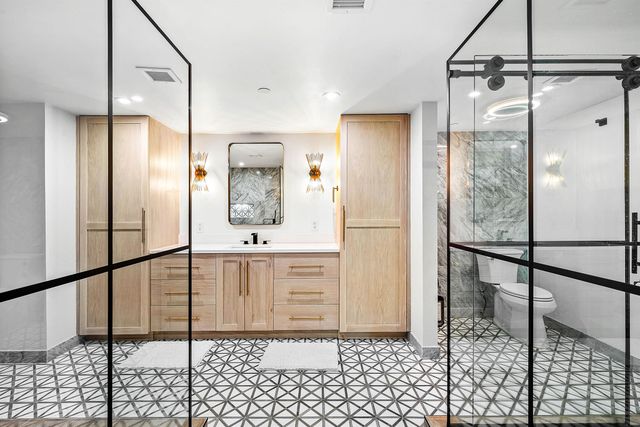 2427 Presidential Way 802, West Palm Beach, FL 33401