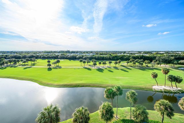 2427 Presidential Way 802, West Palm Beach, FL 33401