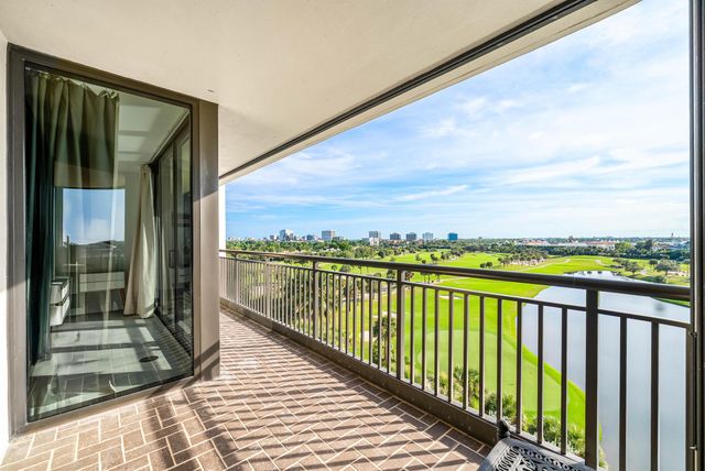 2427 Presidential Way 802, West Palm Beach, FL 33401