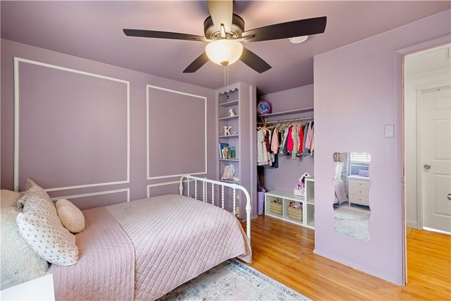 1241 Satellite Cir, Upper St Clair, PA 15241