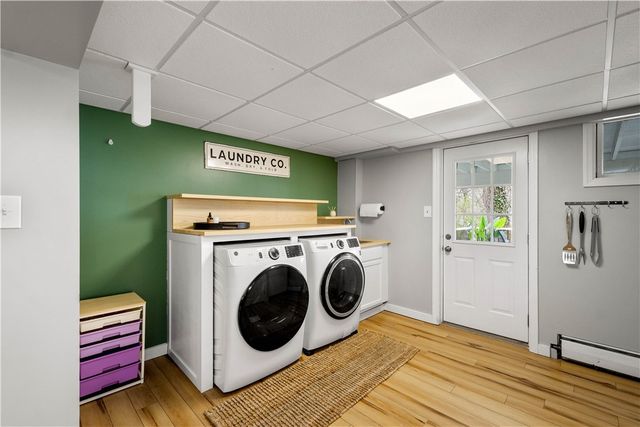 1241 Satellite Cir, Upper St Clair, PA 15241