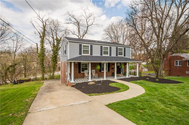 1241 Satellite Cir, Upper St Clair, PA 15241