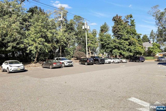 230 Sherman Avenue 1B, Glen Ridge, NJ 07028