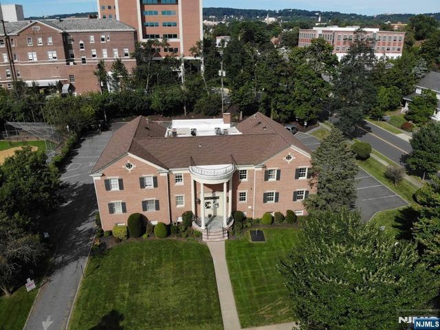 230 Sherman Avenue 1B, Glen Ridge, NJ 07028