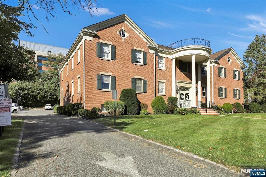 230 Sherman Avenue 1B, Glen Ridge, NJ 07028