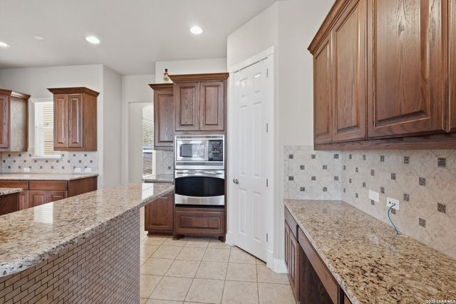 18223 BRANSON FLS, San Antonio, TX 78255