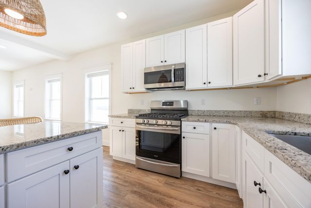 36 Eisenhower Drive, Rochester, NH 03867