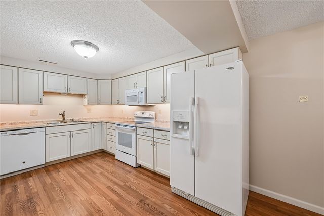 190 Cottage Grove Avenue SE 116, Cedar Rapids, IA 52403