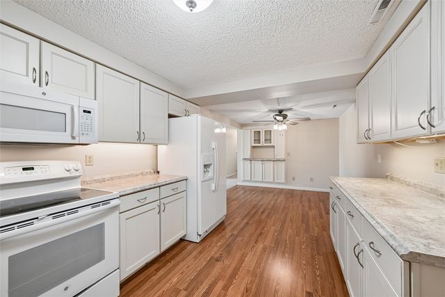 190 Cottage Grove Avenue SE 116, Cedar Rapids, IA 52403