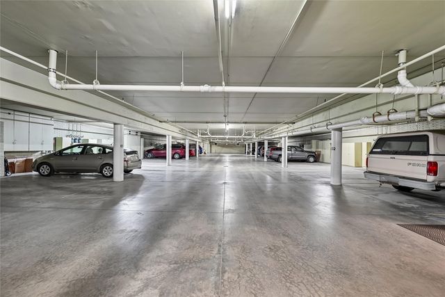 190 Cottage Grove Avenue SE 116, Cedar Rapids, IA 52403