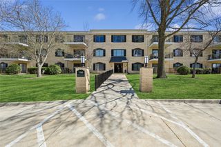 190 Cottage Grove Avenue SE 116, Cedar Rapids, IA 52403