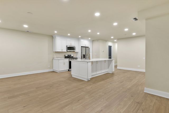 317 Canal Street B, Lemont, IL 60439