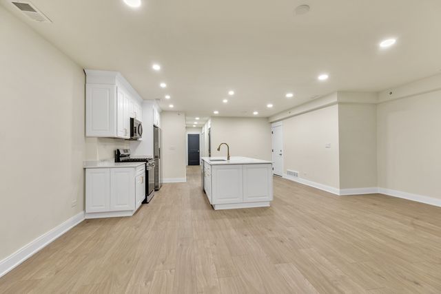 317 Canal Street B, Lemont, IL 60439