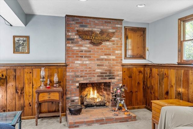 499 Harvard St, East Bridgewater, MA 02333