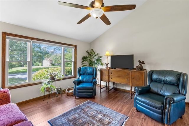 499 Harvard St, East Bridgewater, MA 02333