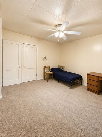 5862 Hobart St, Squirrel Hill, PA 15217