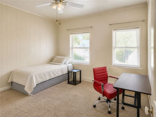 5862 Hobart St, Squirrel Hill, PA 15217